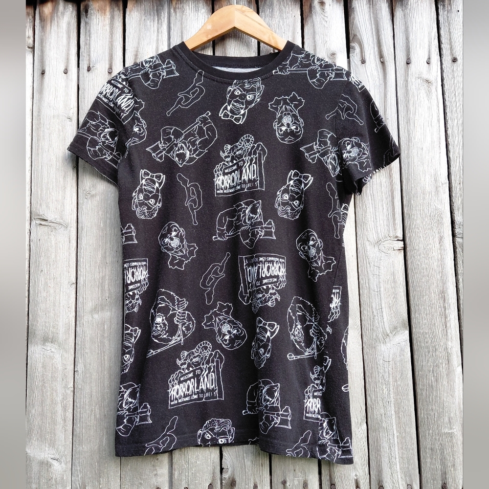 Vintage Goosebumps Cakeworthy black & white horror print tshirt Womens S